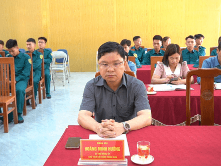 Kinh tế - Chính trị